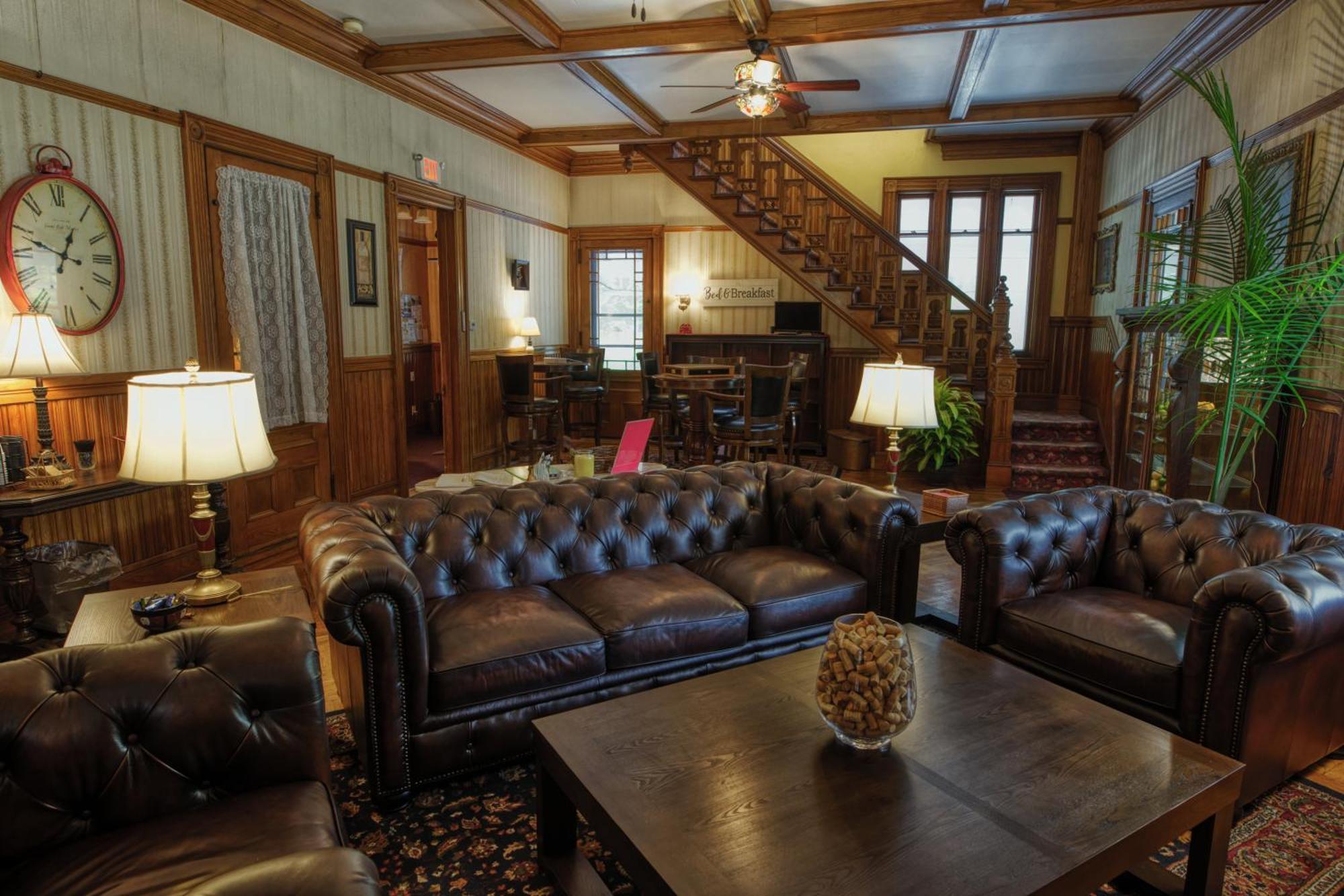 Rockwell Falls Inn And Wine Bar Lake Luzerne Exterior photo